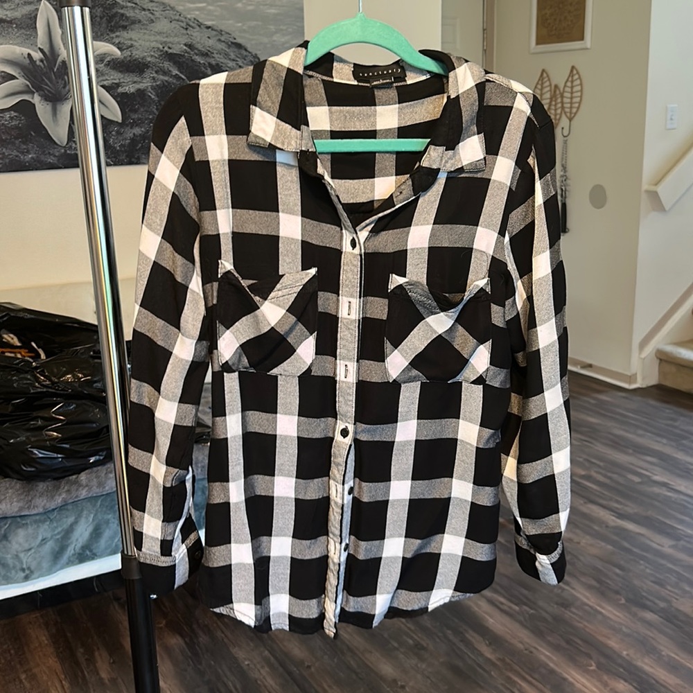 Black and white flannel double pockets